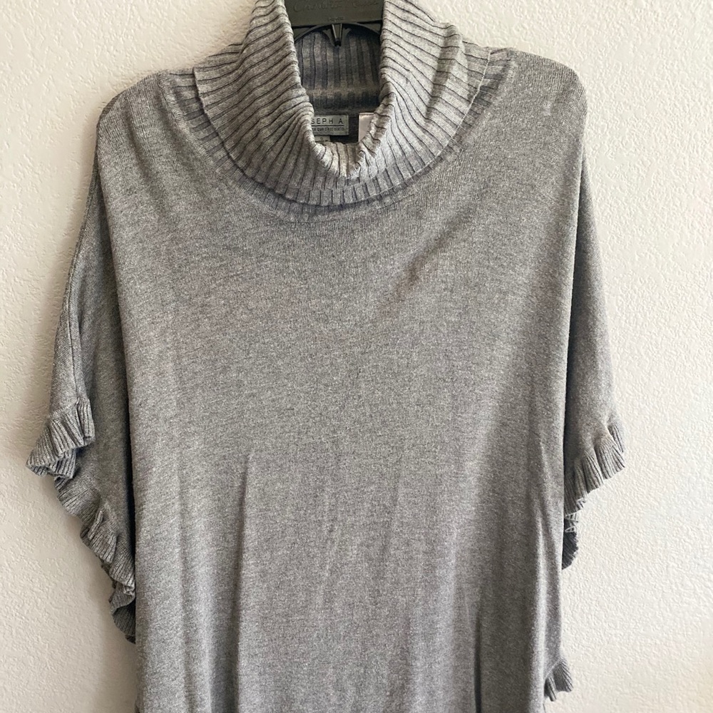Knit Poncho - Picture 2 of 5